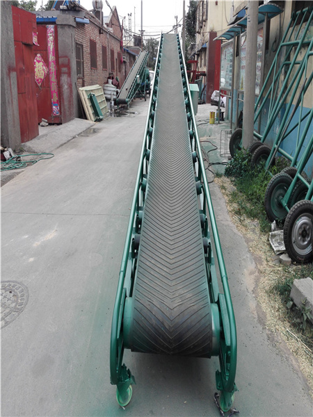 新鄉(xiāng)皮帶輸送機廠家